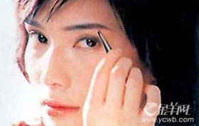 美妆:清点步骤 修出你的好运眉