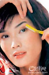 美妆:清点步骤 修出你的好运眉